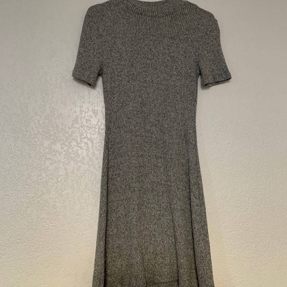 Forever 21 Knit Sweater Dress! Breathable Material